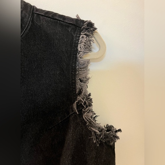GAP 1969 Black Denim Mock Neck Frayed Raw Hem Jean Shell Sleeveless Tank, Size M - Picture 6 of 8